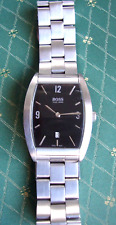 1 montre homme -HUGO BOSS-  acier rectangulaire mouvement à quartz fonctionnel