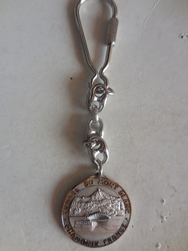 Médaille porte clés - porte-clés, tunnel
