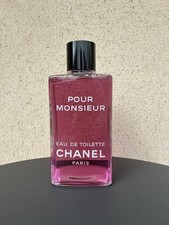 Flacon géant Chanel Pour