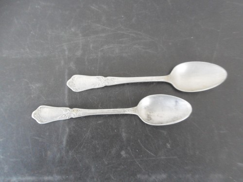 Petites cuilleres metal - petites,