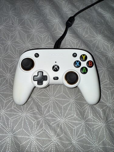 Manette xbox nacon - xbox/pc, filaire