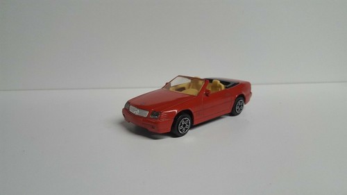 Mercedes 300 burago 1 43 - sl, 1/43