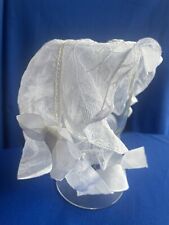 bonnet de bébé ancien en tulle brodé/fait main (ref G95)