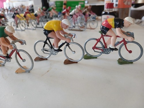 Coureurs cyclistes salza lot - cyclistes,