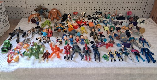 Bulk toy lot 103 pieces - bulk,