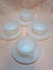 lot de 4 tasses et sous-tasses