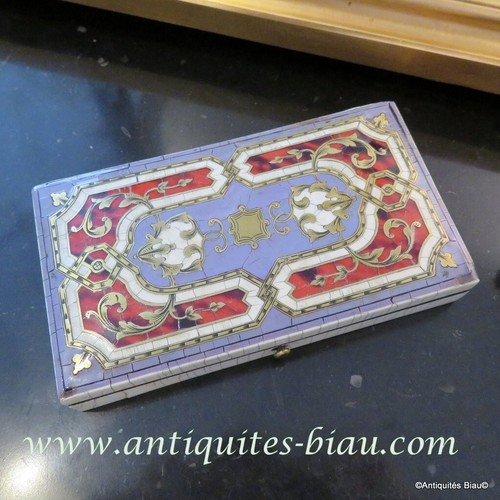 Boite timbre marqueterie - à,