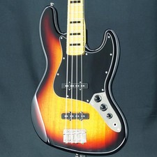 Squier by Fender ​​Classic