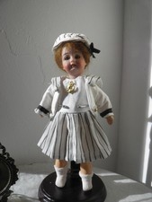 ADORABLE ENSEMBLE MARIN 3 PIECES POUR MIGNONETTE  DE 18, 5 CM