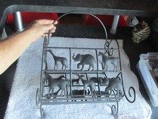 Porte Revues Magazines en Fer Forgé aux Animaux d'Afrique et Chevaux 