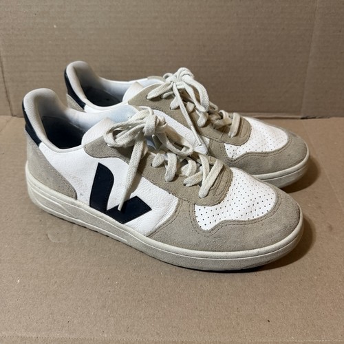 Veja V-10 ChromeFree Leather