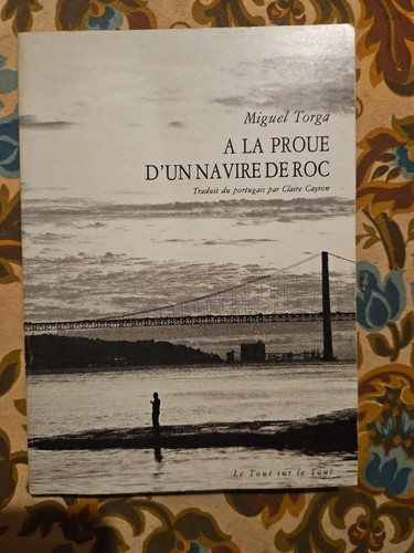 Proue navire de roc - a,