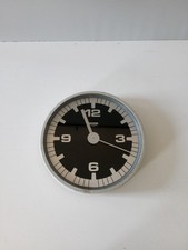 Horloge murale d'usine /