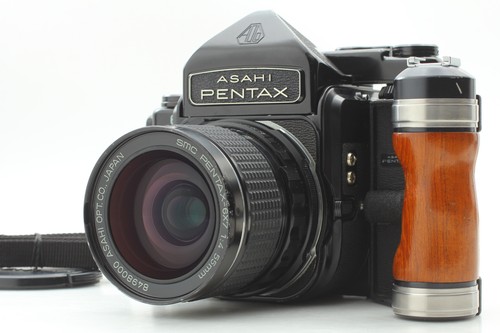 Near mint grip pentax 6x7 - pentax,
