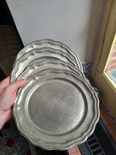 Service table assiettes etain - service,