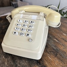 Ancien Téléphone à Cadran Blanc Crème  Socotel S63 - Année Octobre 1991