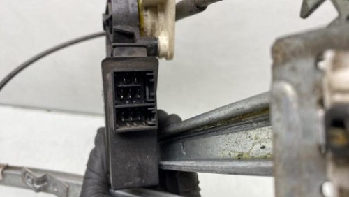 Leve vitre electrique avant