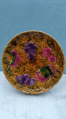Plat rond coupe fruit en - ou,