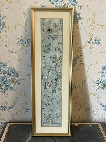 Broderie chinoise ancienne sur - ancienne,