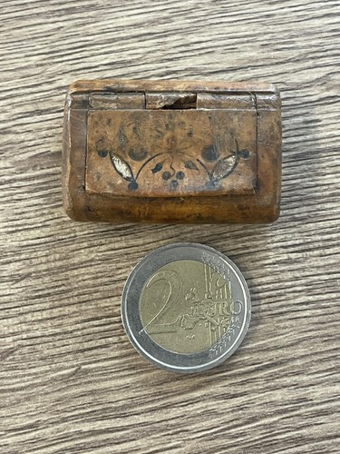 Ancienne tabatière miniature