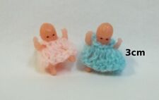 lot de poupées miniature