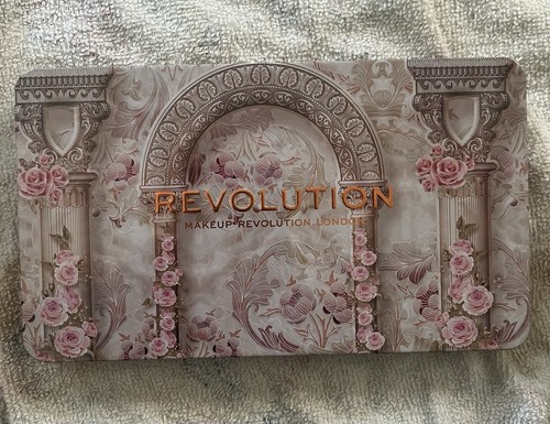 Makeup revolution forever - makeup,
