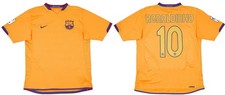 ? Ensemble FC Barcelone away 2006-2007, Nike Sphere Dry,  RONALDINHO 10 + short
