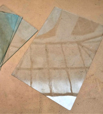 Lot de 4 vitres anciennes en