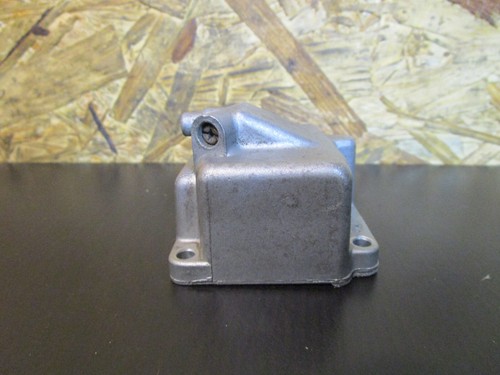 Cuve gauche carburateur - gauche,