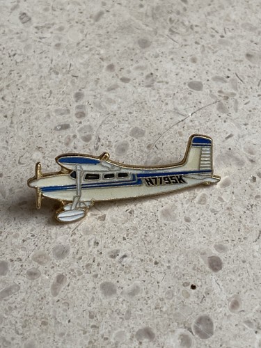Pin cessna 180 - pin’s, skywagon