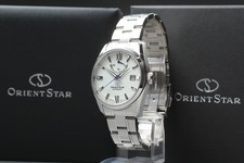 [Boîte presque comme neuve]