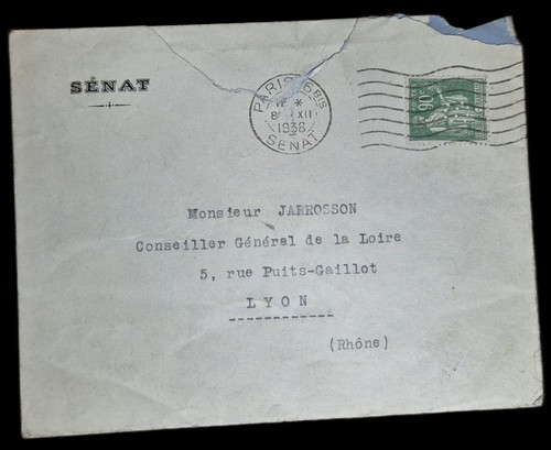 Enveloppe avec timbre perforé - enveloppe,