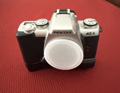 Pentax 35mm slr - slr, "mint"