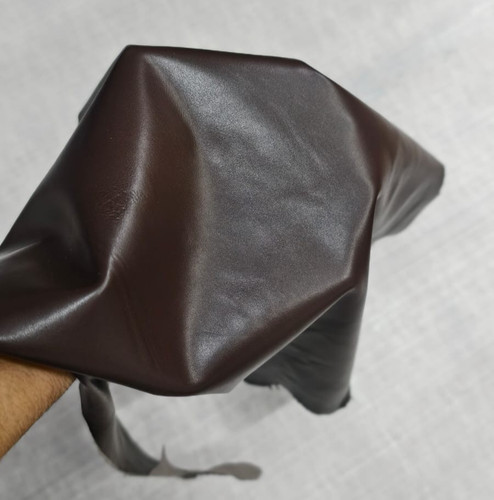 Neuf marron qualité pure - pure, cuir