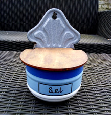 BOITE A SEL en tole emaillee