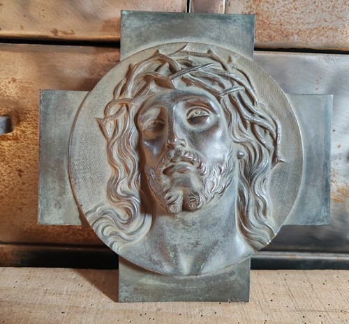 Christ bronze patiné bas - patiné,
