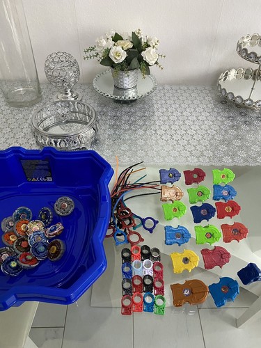 Lot toupies beyblade stadium - +,