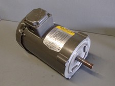 VM3534      - BALDOR -       VM3534   /       Moteur asynchrone 1725 tr/min USED