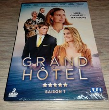 * GRAND HOTEL (Carole Bouquet)