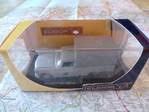 Peugeot 404 pick bâché - peugeot,