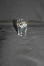 Verre émaillé ancien