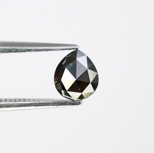 Diamant naturel forme de - en,