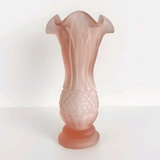 BEAU VASE EN VERRE SATINÉ