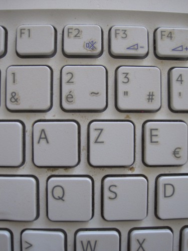 Une touche clavier français - une,