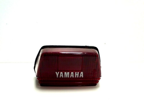 220 81984 feu - arrière, yamaha
