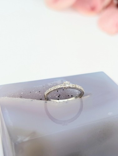 Bague solitaire centrée un - centrée, d'un