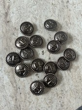 Lot De 15 Boutons Chanel 