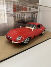 Jaguar Type E 1961 1/18