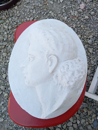 Ancien medaillon profil - ancien, femme
