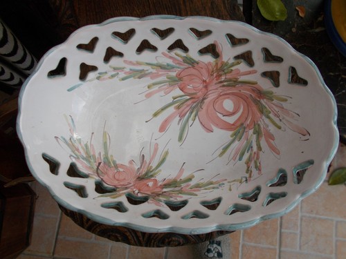 Corbeille faience ajouree - corbeille, a